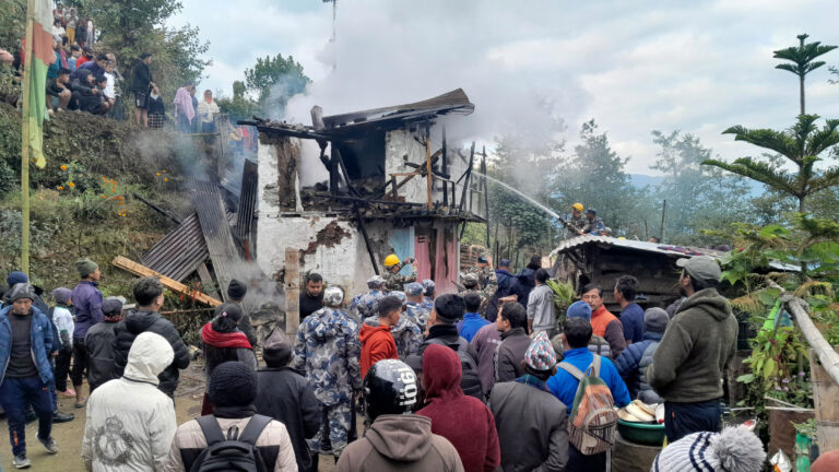 फुङ्लिङमा आगलागी, पाँच लाख बराबर क्षति