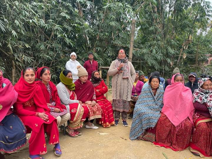 म टुहुरो भएँ : १४ वर्षमा बुबा बितेर, अहिले छोराछोरी विदेशिएर…