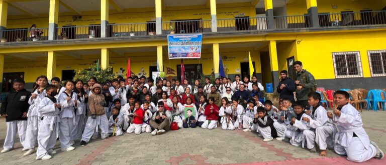 राष्ट्रप्रति रनिङ शिल्डः दमकबाट तेक्वान्दोका १२ जना खेलाडीहरु छनौट