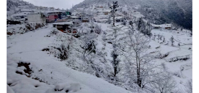 सङ्खुवासभाको उच्च हिमाली क्षेत्रमा हिमपात, जनजीवन कष्टकर